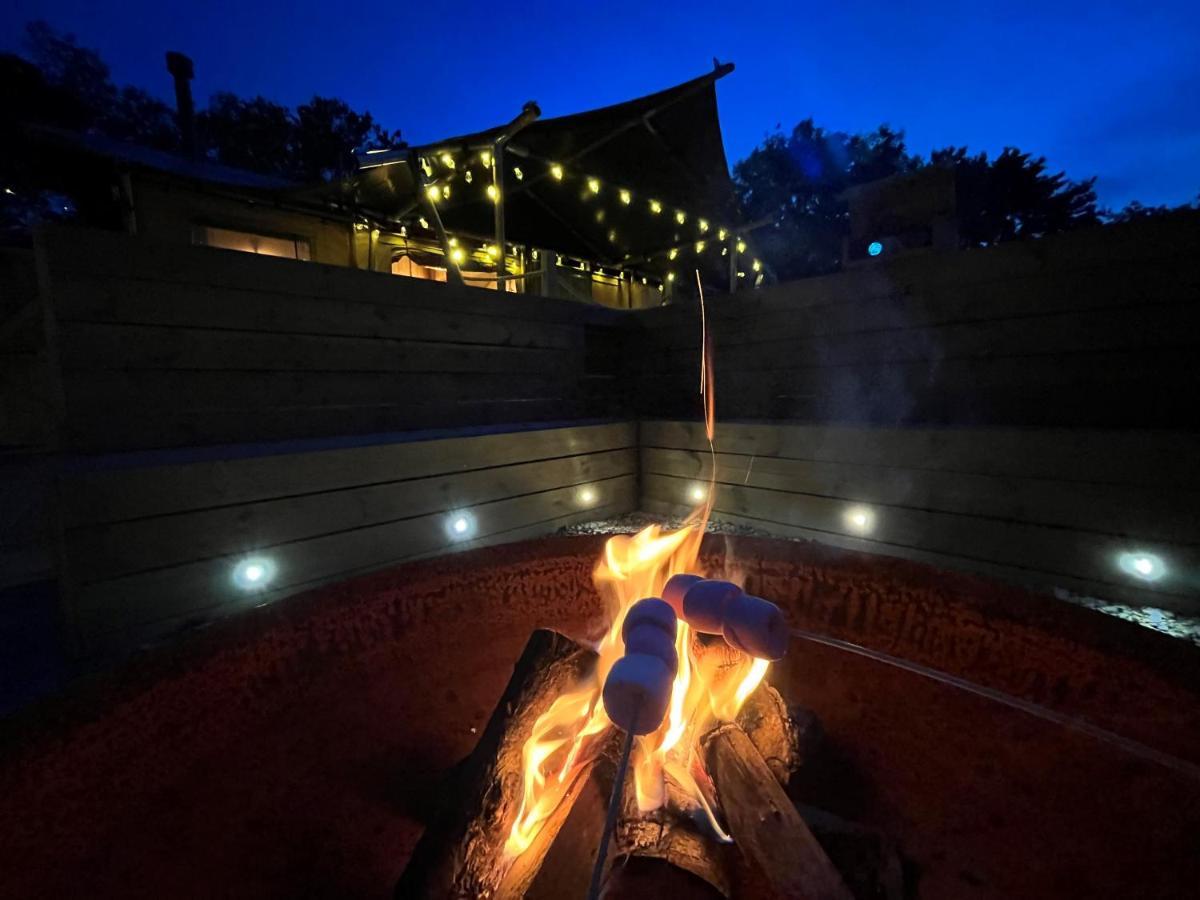 טנבי Jungle Book Safari Tent מראה חיצוני תמונה