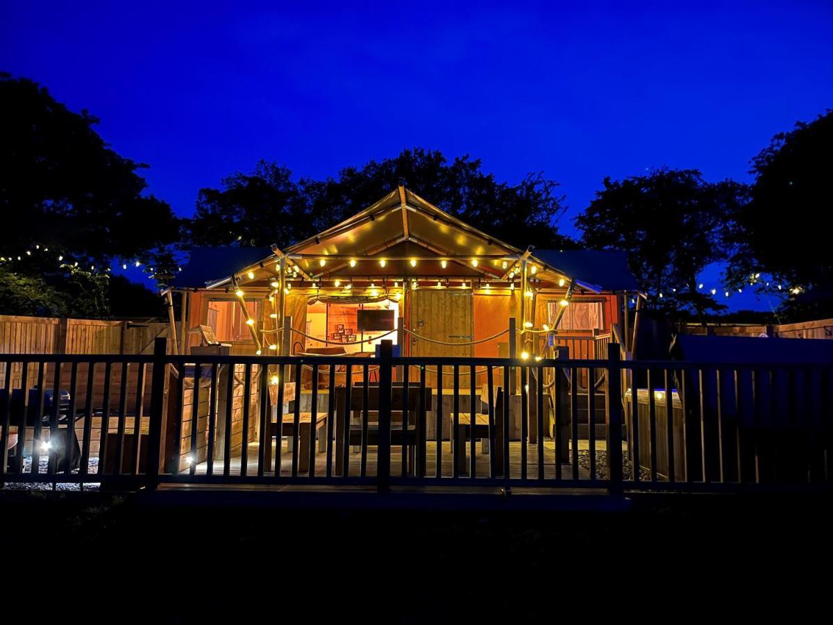 טנבי Jungle Book Safari Tent מראה חיצוני תמונה