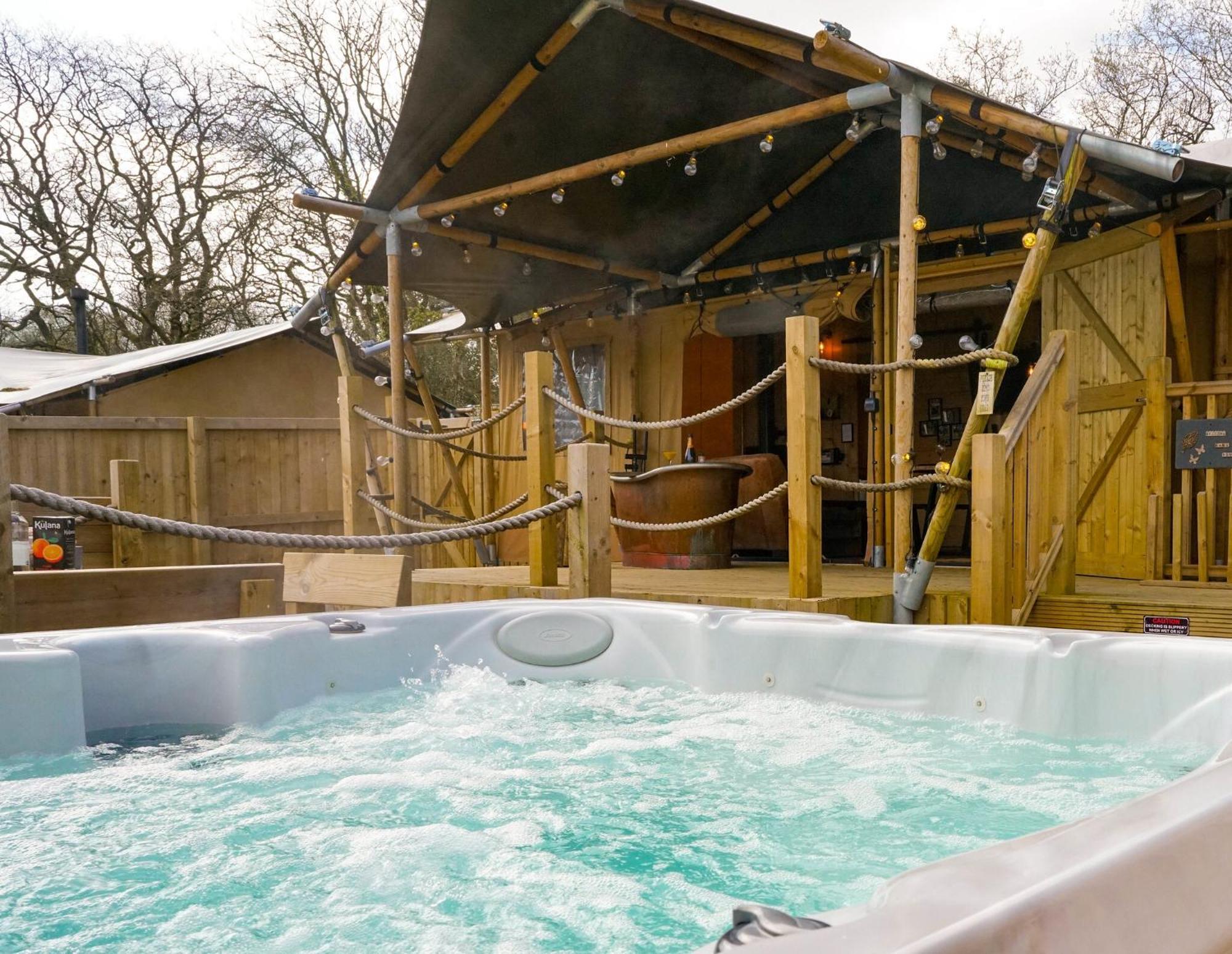 טנבי Jungle Book Safari Tent מראה חיצוני תמונה